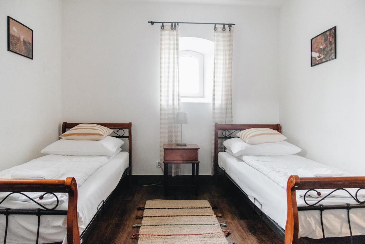 Folwark Bed & Breakfast Wierzchowiska Luaran gambar